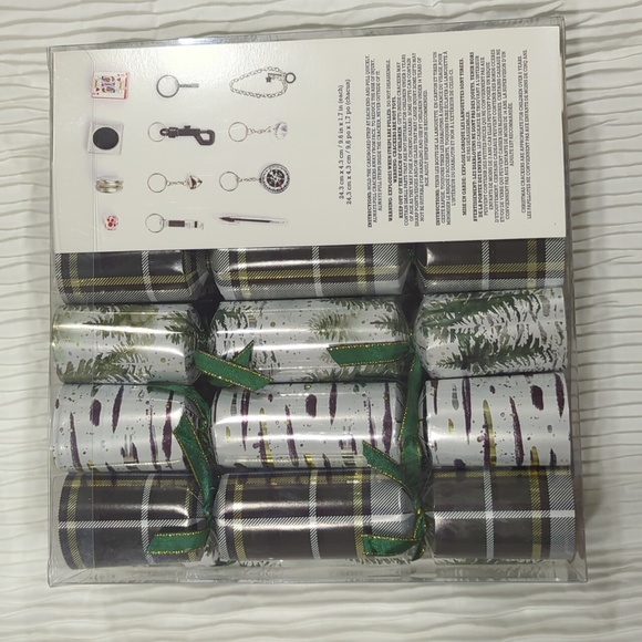 Life at Home Holiday Crackers Set of 12 - Picture 3 of 8